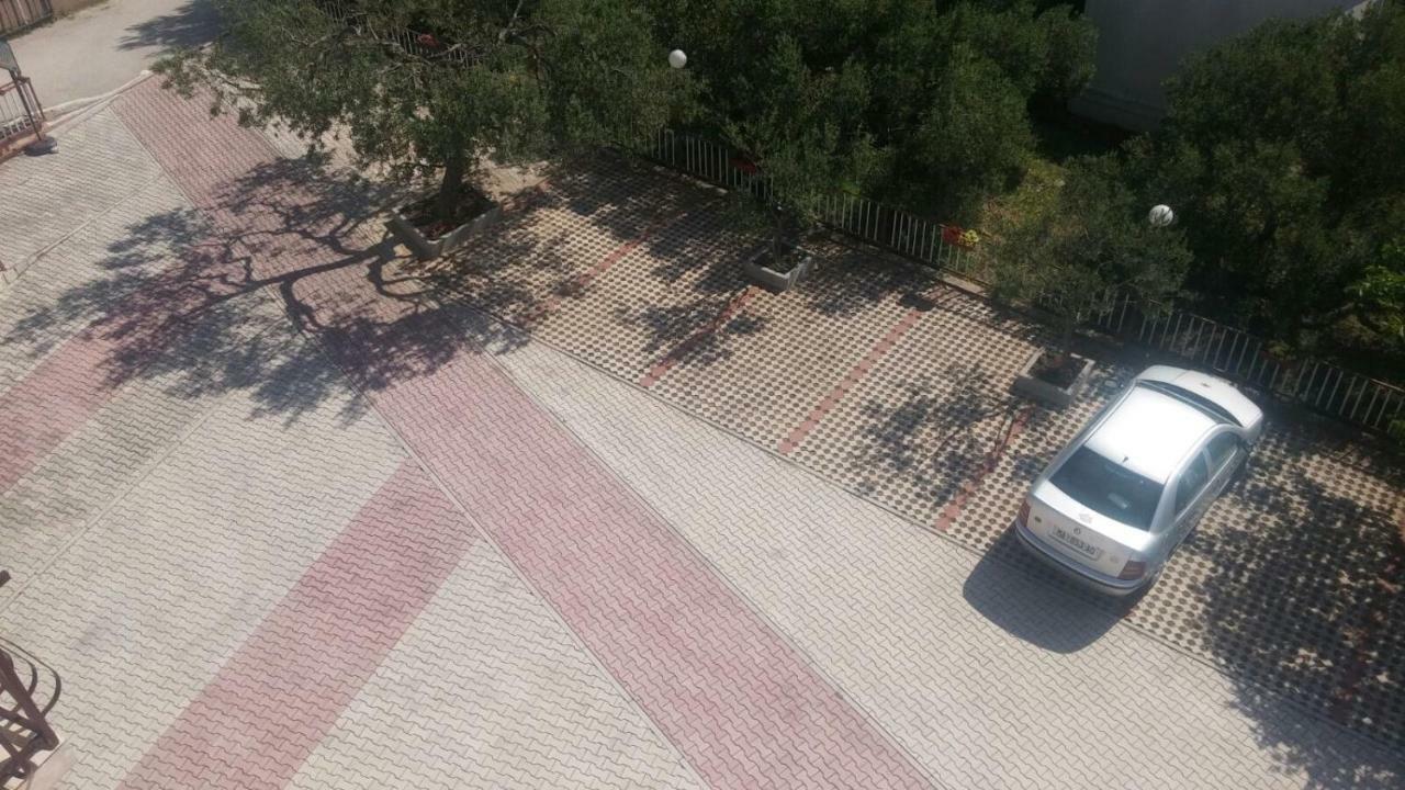 Apartmani Sutic Promajna Εξωτερικό φωτογραφία