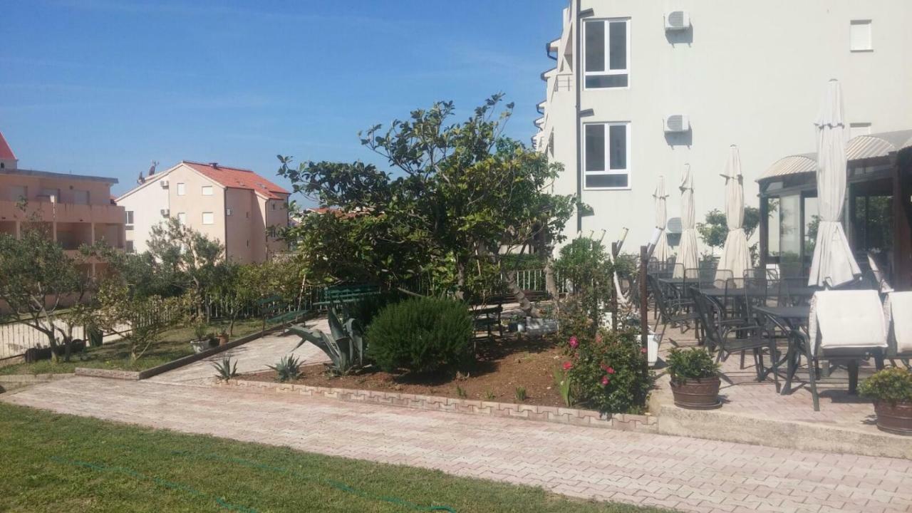 Apartmani Sutic Promajna Εξωτερικό φωτογραφία