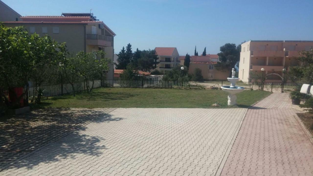 Apartmani Sutic Promajna Εξωτερικό φωτογραφία